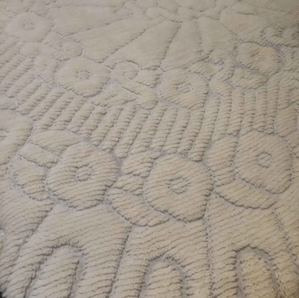Vintage chenille bedspread, King size